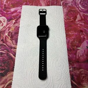 Apple Watch / Nike series 7 45mm bad with charger